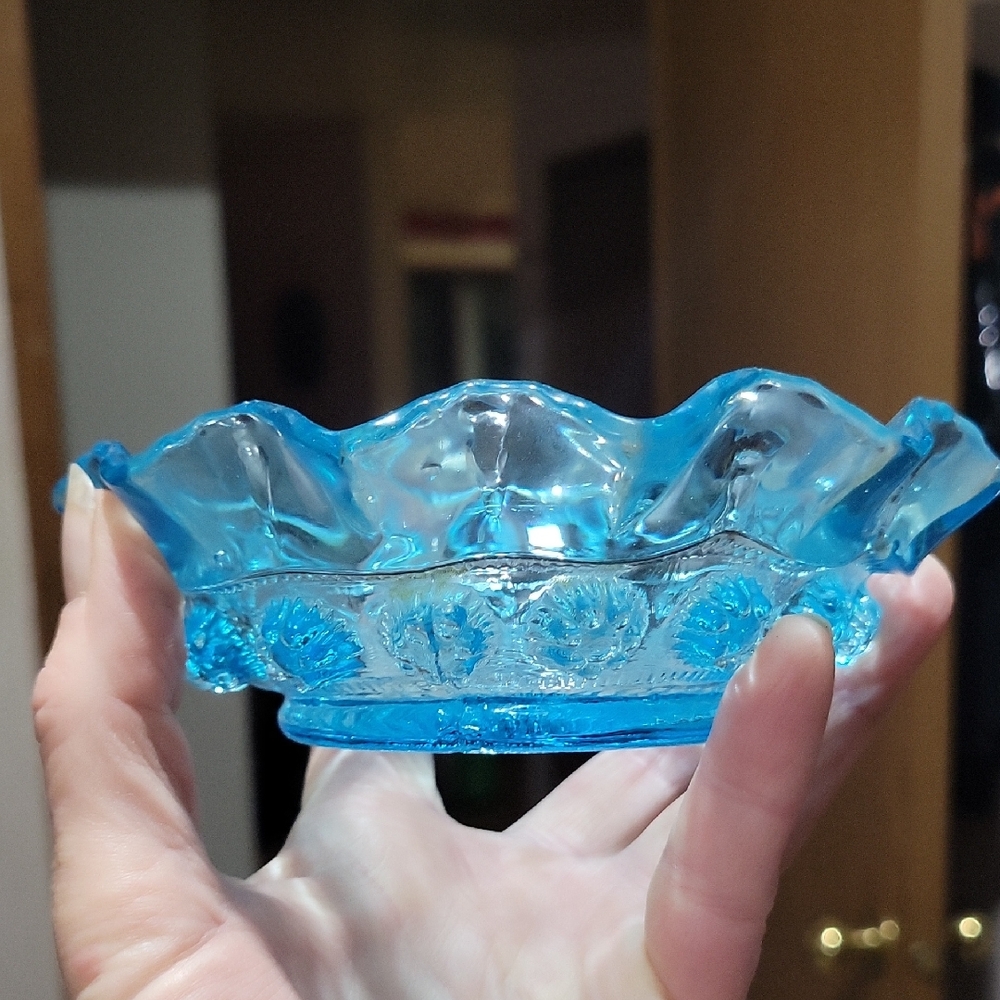 Vintage Davidson Glass~England~Blackberry Prunt Berry Bowl